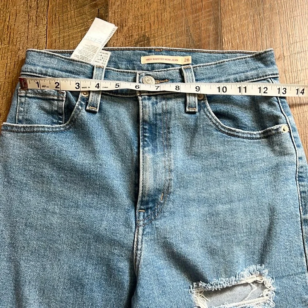 Levi’s Distressed Blue Jeans - Picture 3 of 7